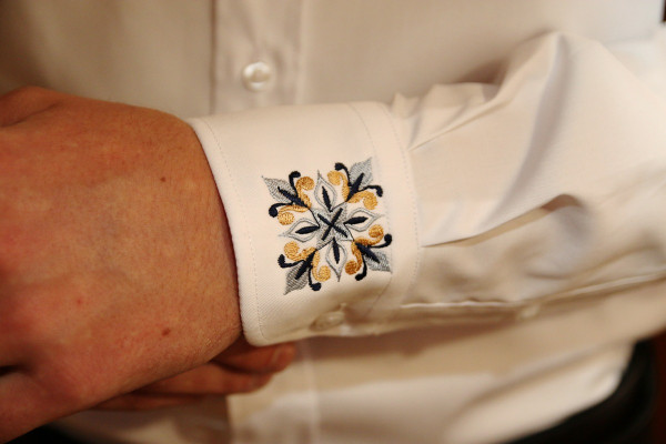 Pánska spoločenská vyšívaná...