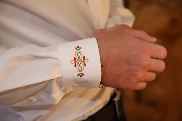 Pánska spoločenská vyšívaná...