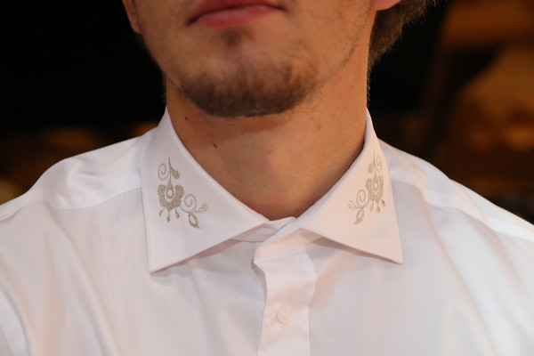 Pánska spoločenská vyšívaná...