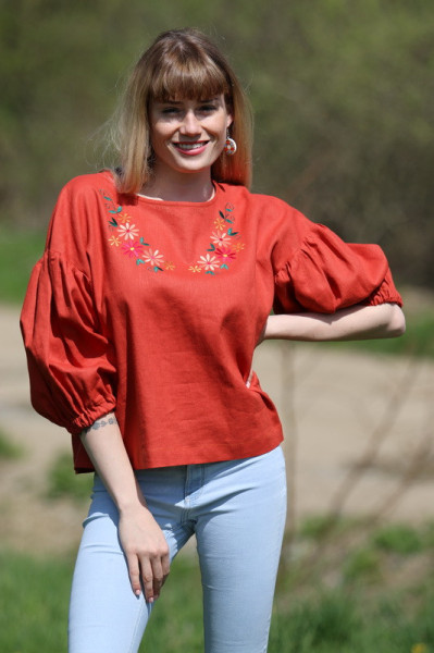 Vyšívaná ľanová blúzka...