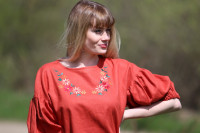 Vyšívaná ľanová blúzka Terakota