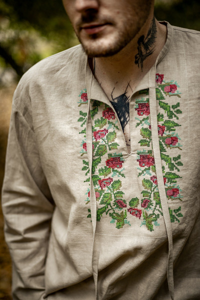 Ľudová ľanová vyšívaná...