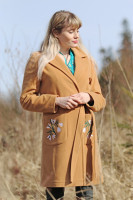 Prechodný vlnený vyšívaný kabát Dotyk jari