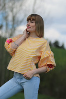 Vyšívaná bavlnená pásikavá blúzka Zuzana