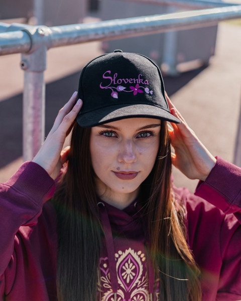 Vyšívaná šiltovka Slovenka