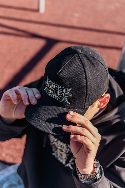 Vyšívaná šiltovka Čataj