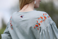 Vyšívaná ľanová blúzka Sťahovavé vtáky