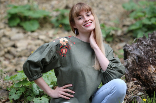 Vyšívaná ľanová blúzka...