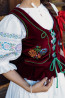 Folklórny vyšívaný zamatový lajblík Anča - Krojove.sk