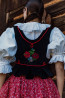 Folklórny zamatový vyšívaný lajblík Eva- Krojove.sk
