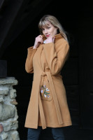 Prechodný vlnený vyšívaný kabát Dotyk jari