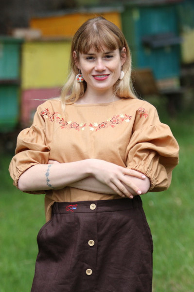 Vyšívaná ľanová blúzka...