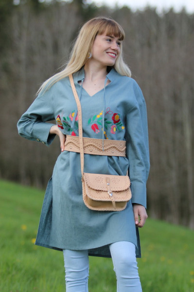 Vyšívaná ľanová...