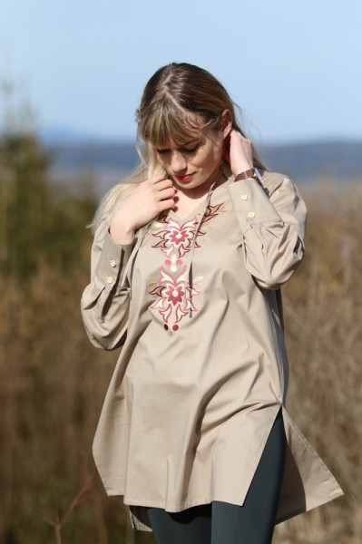 Vyšívaná bavlnená tunika...