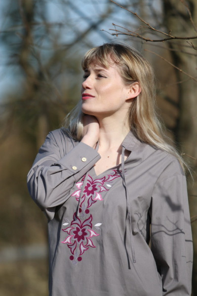 Vyšívaná bavlnená tunika...