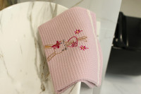 Vyšívaný WAFLE bavlnený detský uterák ZAJKO