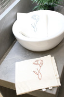 Vyšívaný WAFLE bavlnený  uterák ROSE