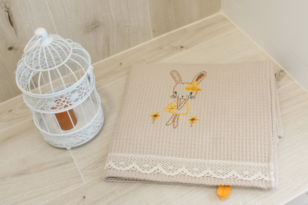 Vyšívaný WAFLE bavlnený...