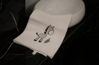 Vyšívaný WAFLE bavlnený detský uterák ZEBRA