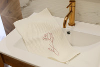 Vyšívaný WAFLE bavlnený uterák ROSE