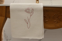 Vyšívaný WAFLE bavlnený uterák ROSE