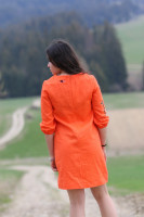 Krátke vyšívané ľanové oranžové šaty Pomarančová