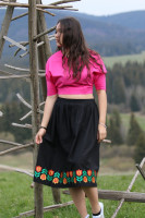 Vyšívaný bavlnený crop top Pivónia