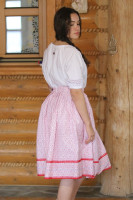 Ľudová sukňa Páslo dievča pávy