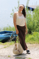 Vyšívaná ľanová blúzka V prievane