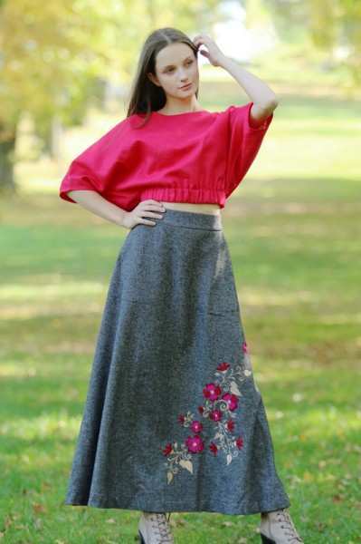 Dámska vlnená vyšívaná maxi...