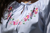Vyšívaná ľudová bavlnená blúzka Barbora - Krojove.sk