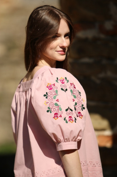 Bavlnená vyšívaná blúzka...