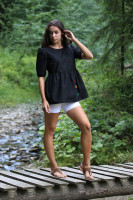 Vyšívaná blúzka Sama v lese