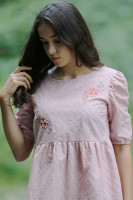 Vyšívaná blúzka Lupene ruže