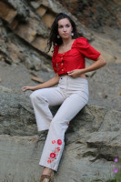 Ľanové vyšívané nohavice Vyryté do skál