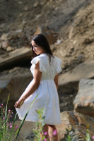 Vyšívané šaty Zaliata slnkom