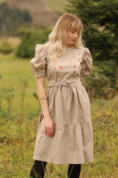 Vyšívané šaty Makovička