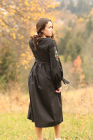 Vyšívané bavlnené midi šaty Elizabet