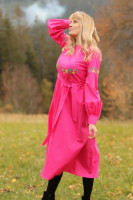 Vyšívané bavlnené midi šaty Zažiar