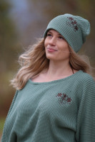 Dámska vyšívaná čiapka