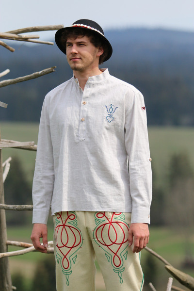 Ľudová vyšívaná ľanová...