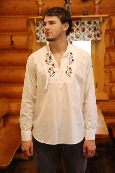 Ľudová vyšívaná bavlnená...